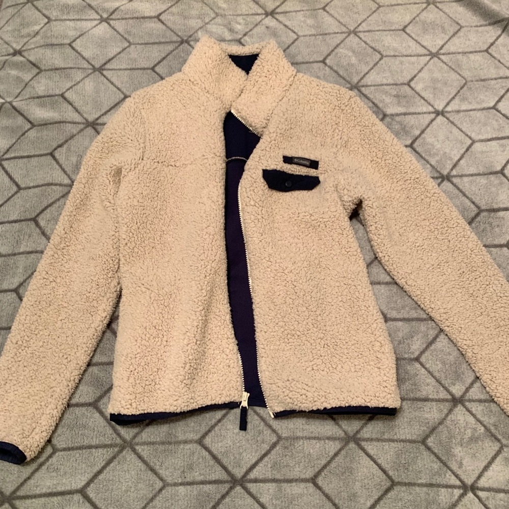 Columbia zip up jacket worn twice